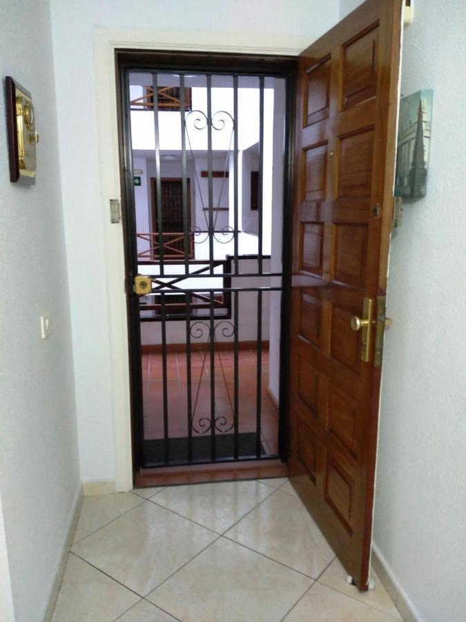 San Marino Apartment Los Cristianos  Oda fotoğraf